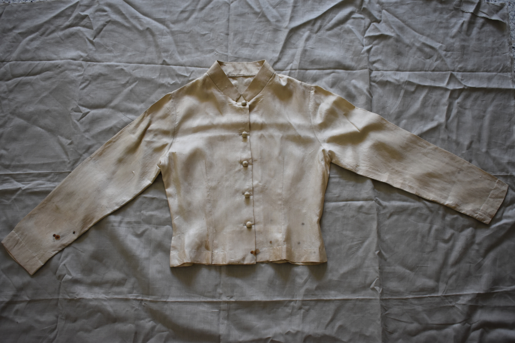 เสื้อ