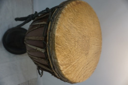 กลอง