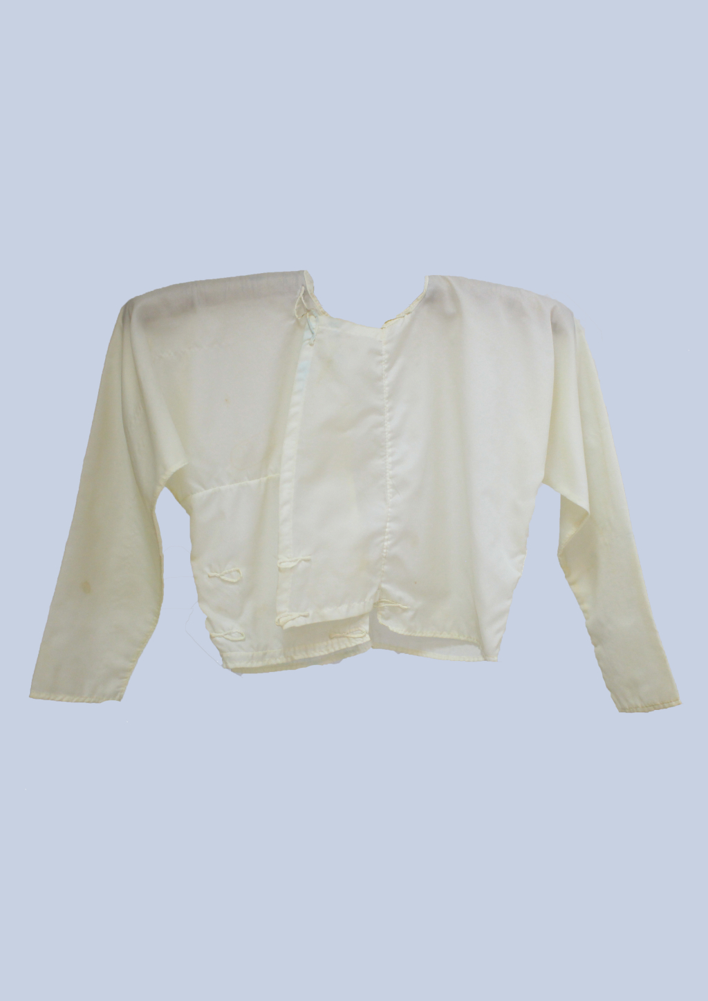 เสื้อคลุมของผู้หญิงไทใหญ่