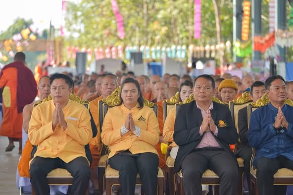 ภาพประกอบ: ร่วมงานเปิดนิทรรศการ, เปิดป้าย มหาวิทยาลัย,วางศิลาฤกษ์สร้างวัดมหาจุฬาศรีวิชยาราม,และพิธีทำบุญสมโภชครบรอบ ๔๐ ปี มหาวิทยาลัยมหาจุฬาลงกรณราชวิทยาลัย วิทยาเขตเชียงใหม่