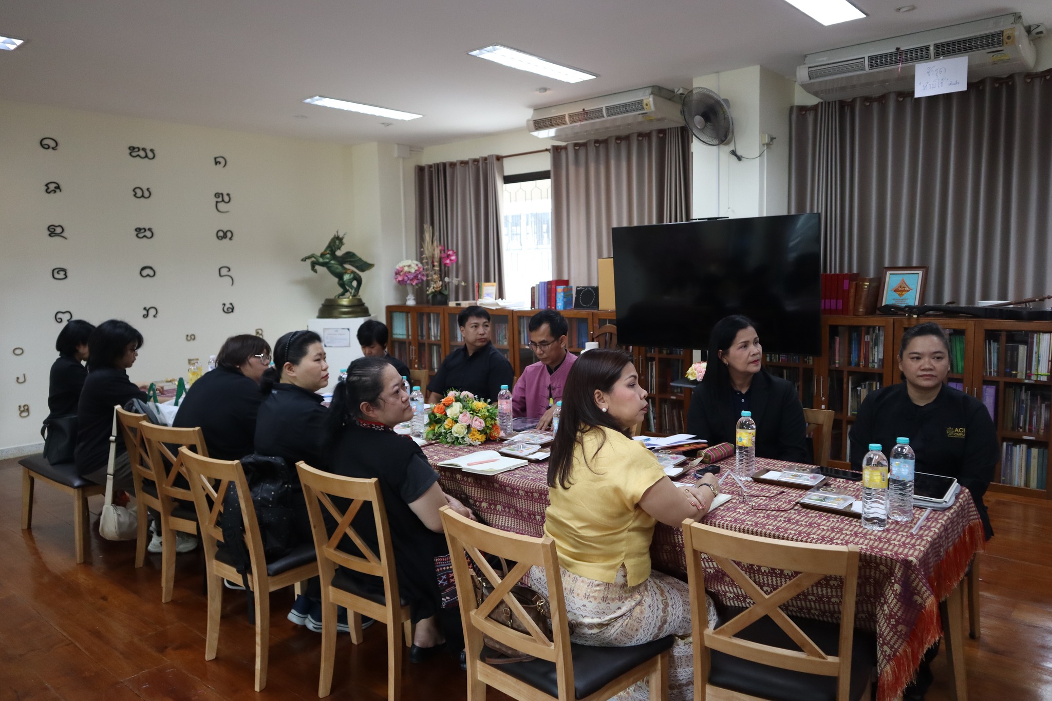 สำนักศิลปะและวัฒนธรรม มร.ชม. หารือแนวทางโครงการสำรวจเอกสารและเผยแพร่องค์ความรู้การจัดทำทะเบียนมรดกความทรงจำแห่งชาติ