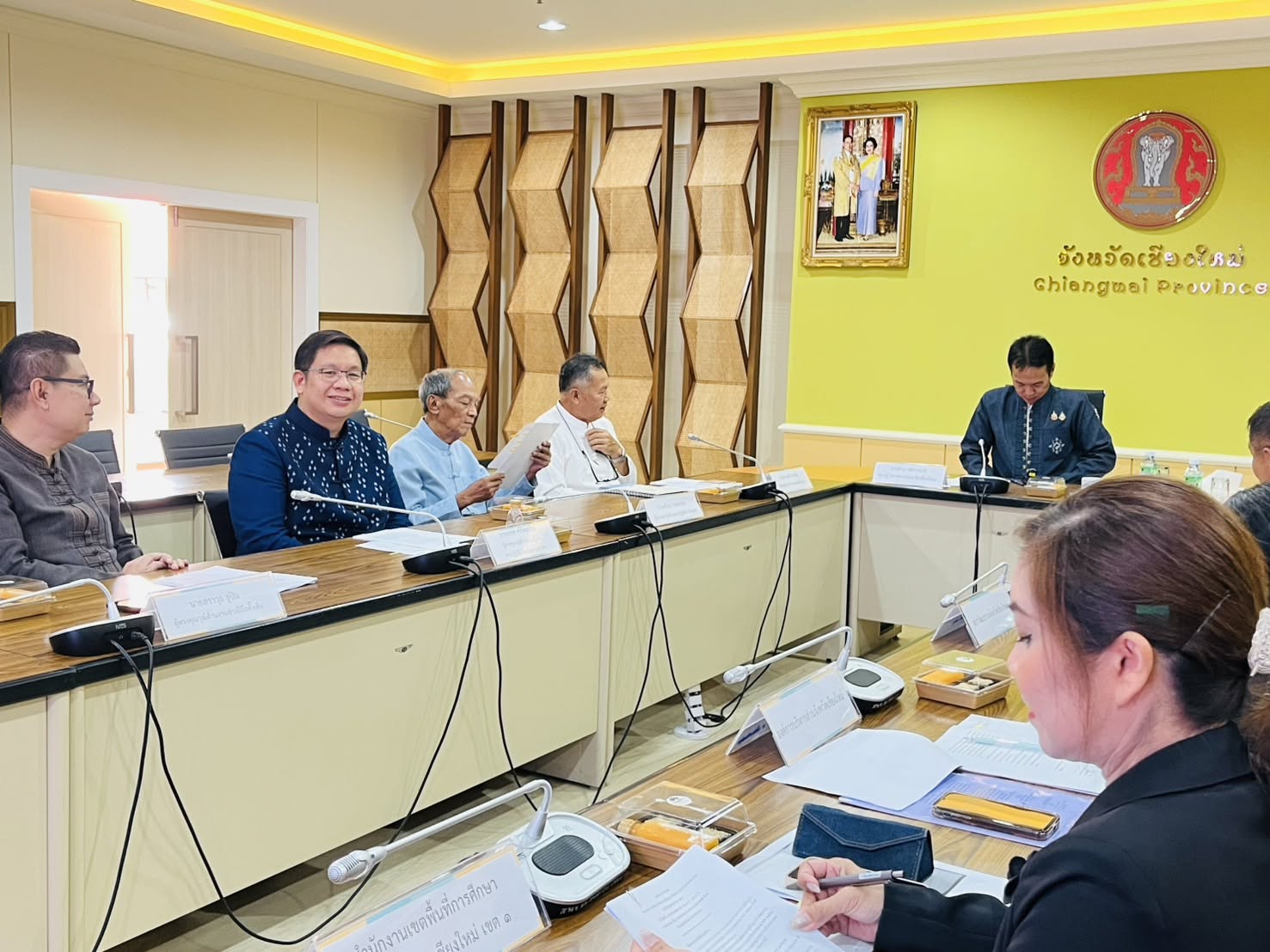 ภาพประกอบ: ผู้อำนวยการสำนักศิลปะและวัฒนธรรม เข้าร่วมประชุมคณะกรรมการส่งเสริมและรักษามรดกทางวัฒนธรรมประจำจังหวัดเชียงใหม่ ณ อาคารอำนวยการ ศาลากลางจังหวัดเชียงใหม่